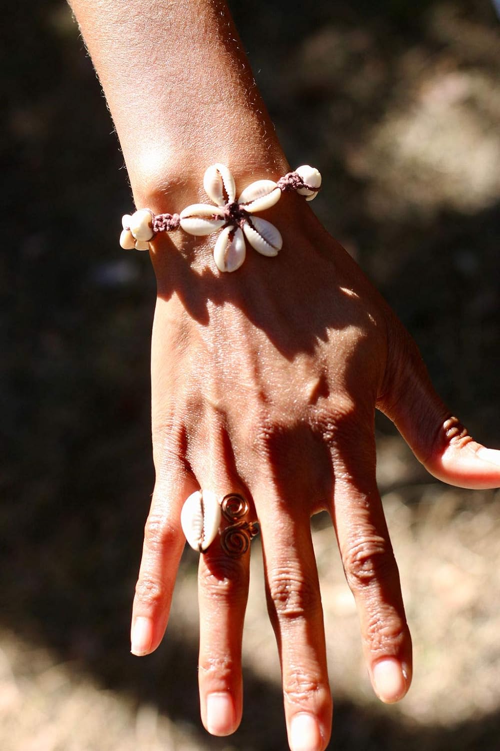 Cowrie Star Bracelet