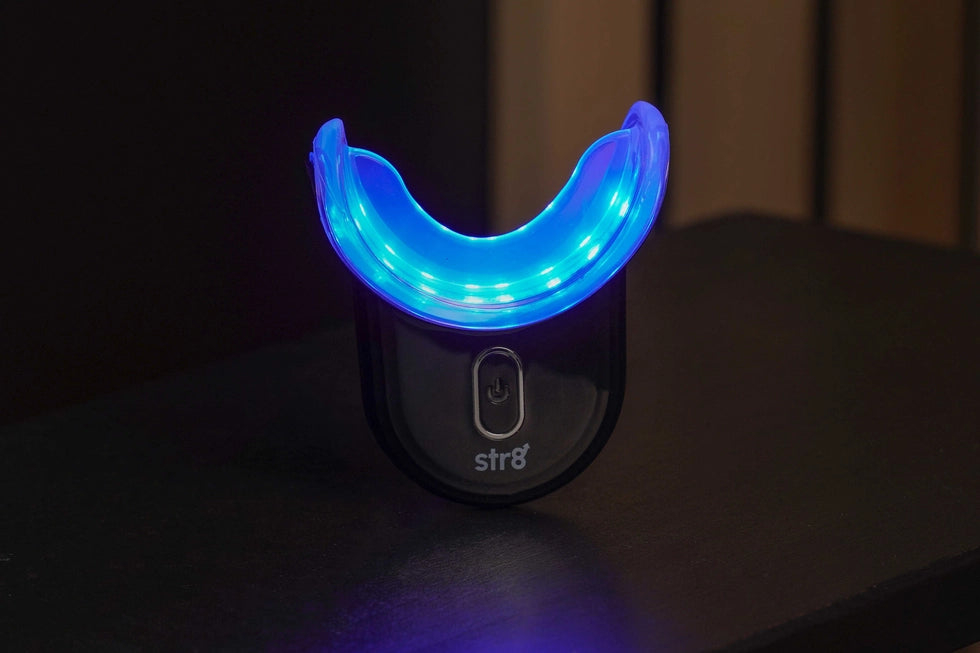 STR8 LED Whitening Kit